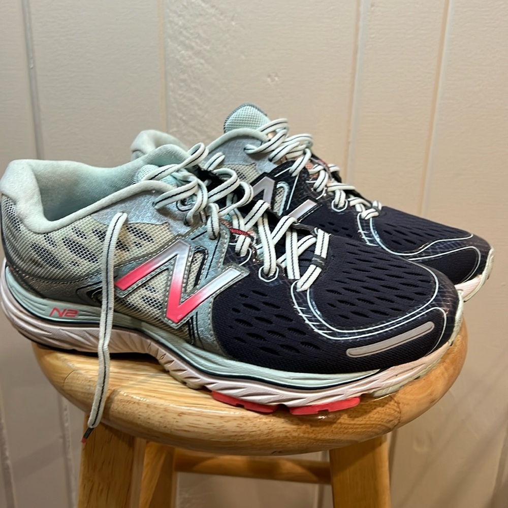 New Balance Women's W1260v6 Running Shoe